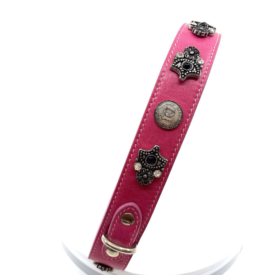 COLLIER CUIR SOUPLE ROSE AVEC DECORATION INCAS ET PIECES TAILLE 63 A 68 CM X 4 GRAND CHIENS