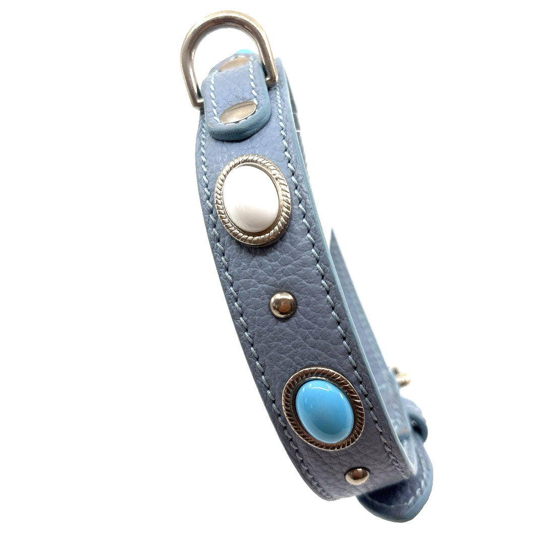 COLLIER CUIR SOUPLE BLEU BABY CABOCHON TURQUOISE ET BLANC 42 À 48 CM X 3 CM CHIEN MOYEN